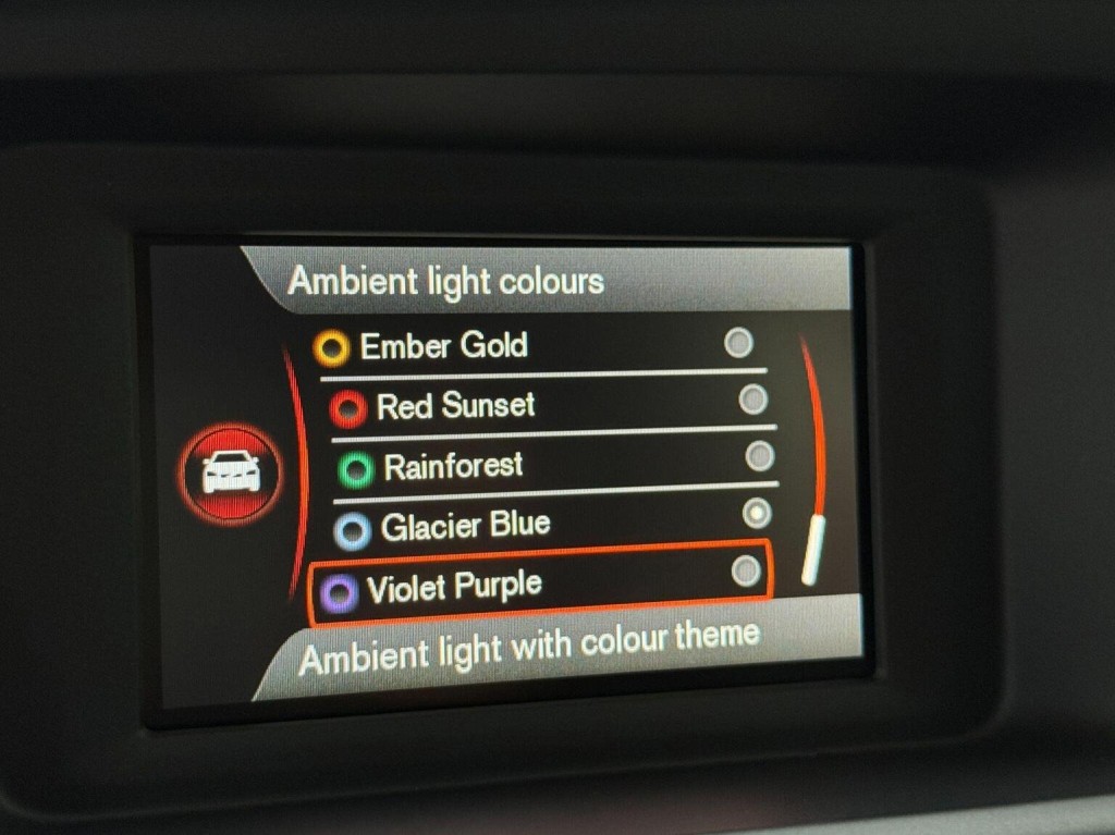 View VOLVO V40 1.6 T3 ES Euro 5 (s/s) 5dr