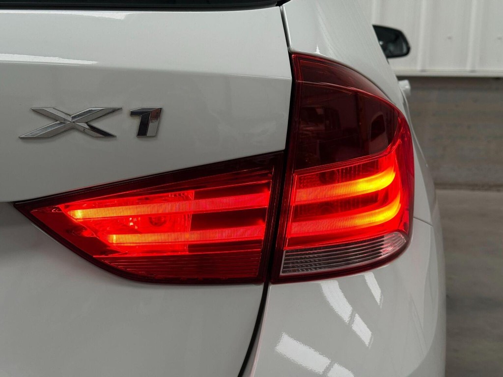 View BMW X1 2.0 18d xLine Auto xDrive Euro 5 (s/s) 5dr