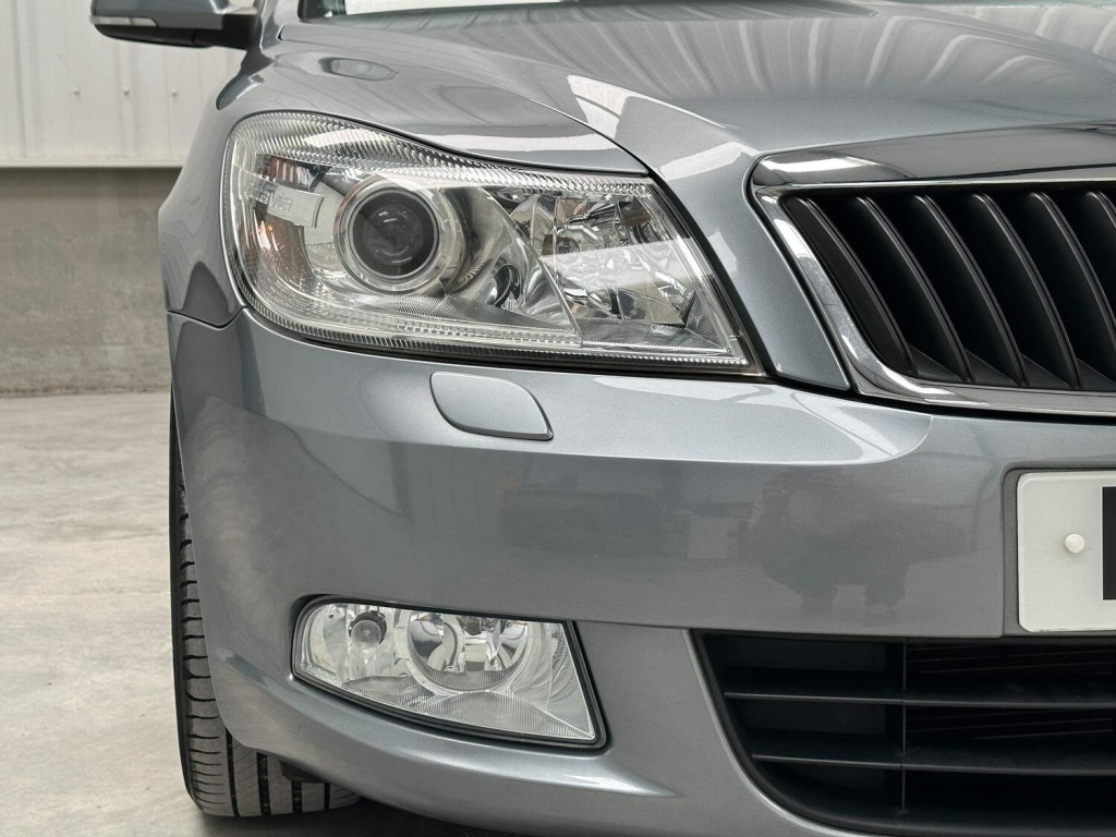 View SKODA OCTAVIA 1.4 TSI Elegance Euro 5 5dr