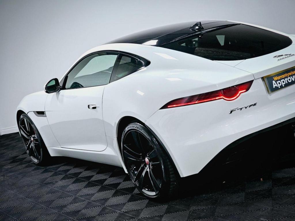 JAGUAR F-TYPE