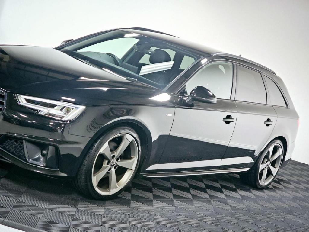 AUDI A4 AVANT