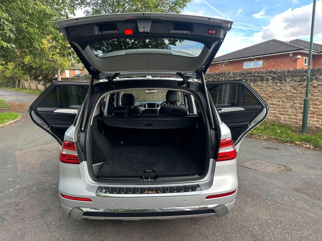 MERCEDES-BENZ M CLASS