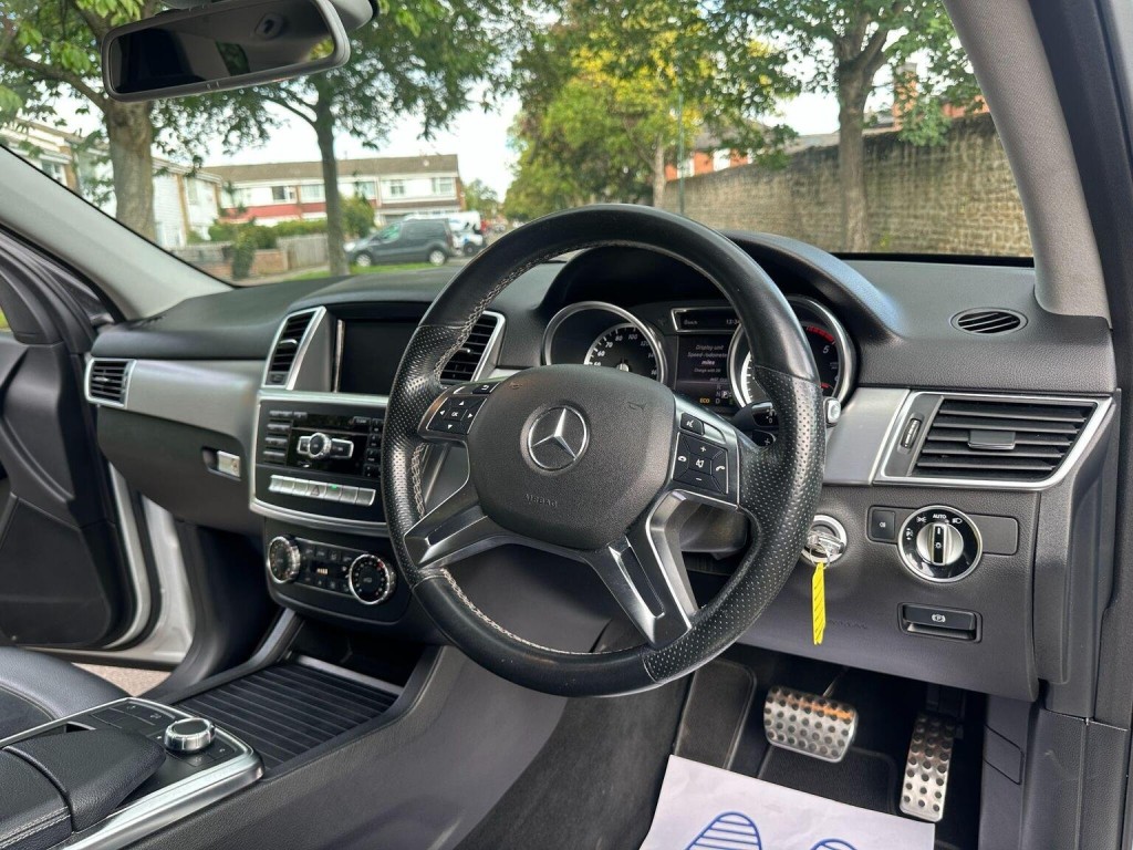 MERCEDES-BENZ M CLASS