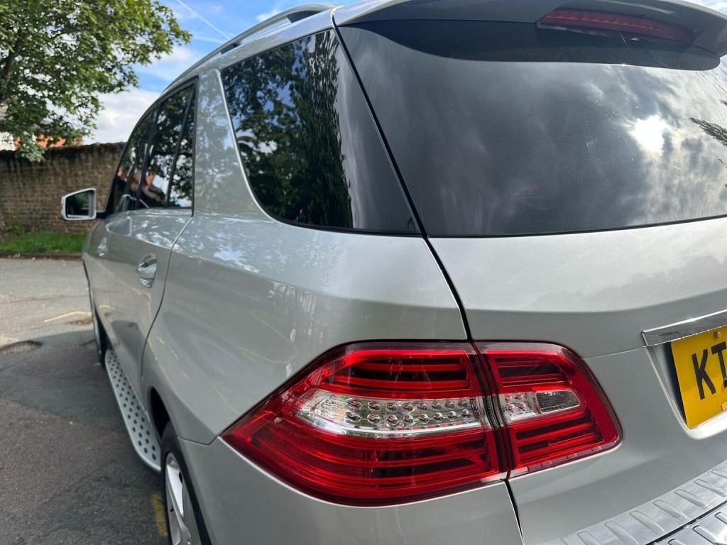 MERCEDES-BENZ M CLASS