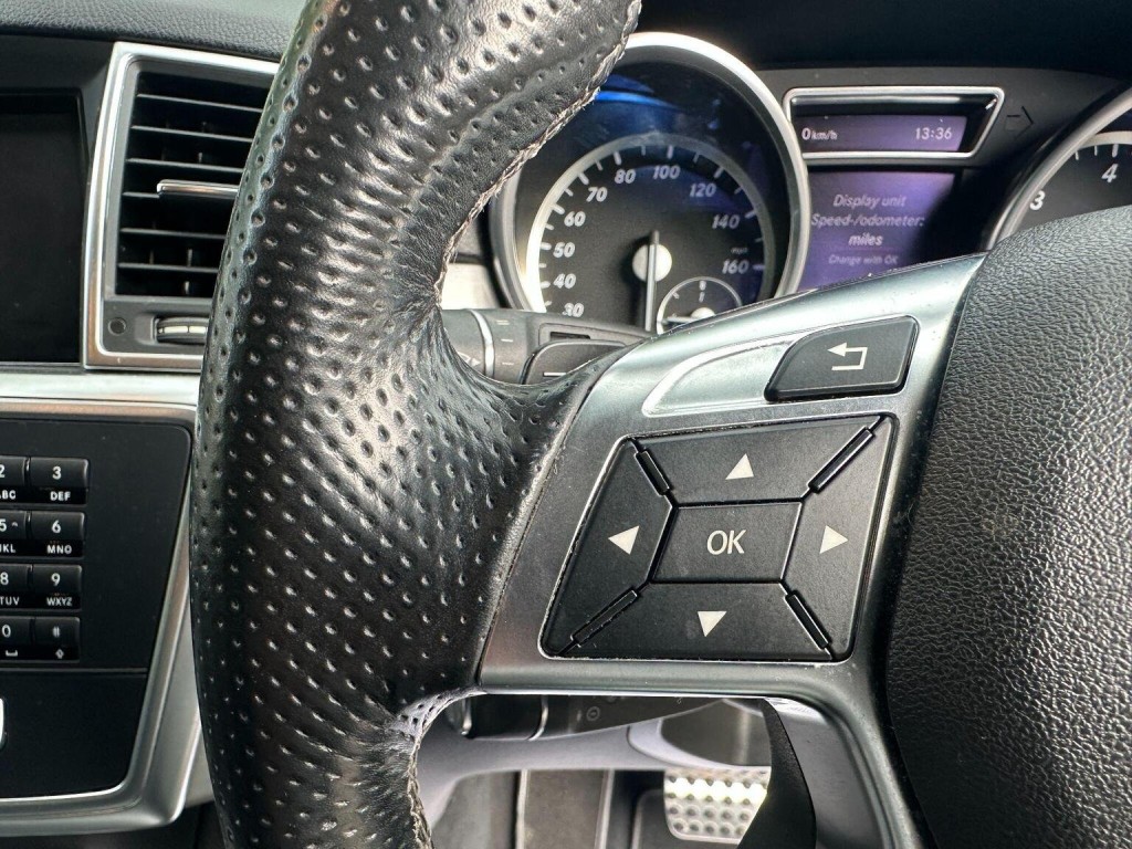 MERCEDES-BENZ M CLASS