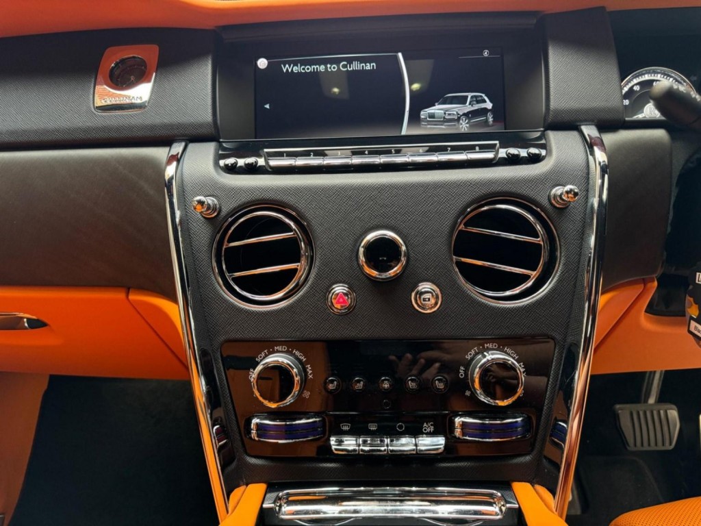 ROLLS-ROYCE CULLINAN