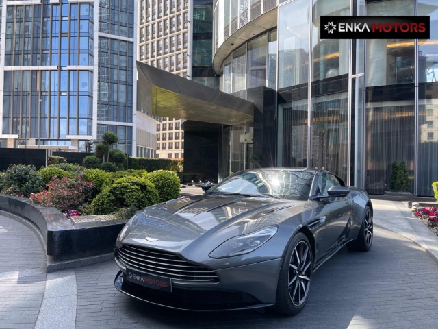 ASTON MARTIN DB11