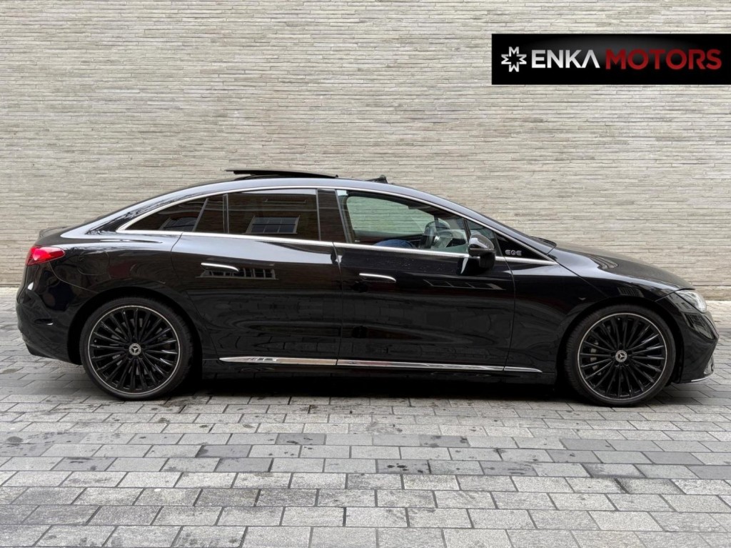 MERCEDES-BENZ EQE