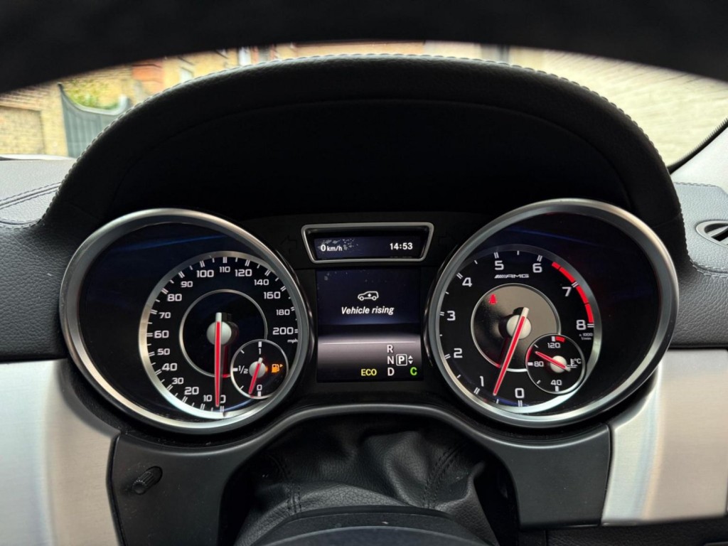 MERCEDES-BENZ M CLASS