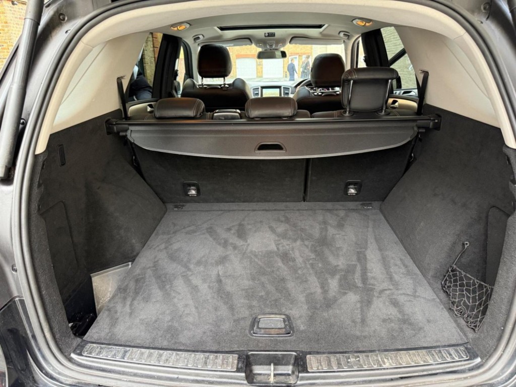 MERCEDES-BENZ M CLASS