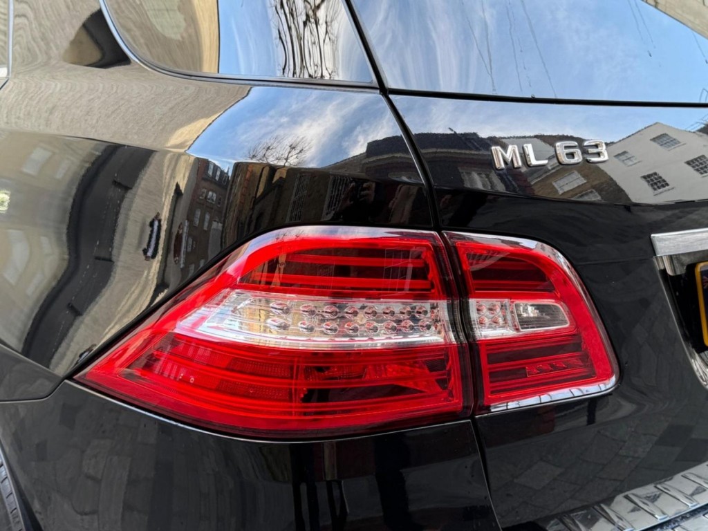 MERCEDES-BENZ M CLASS