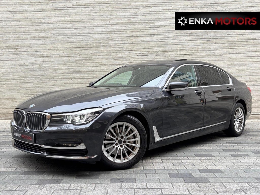 BMW 7 SERIES