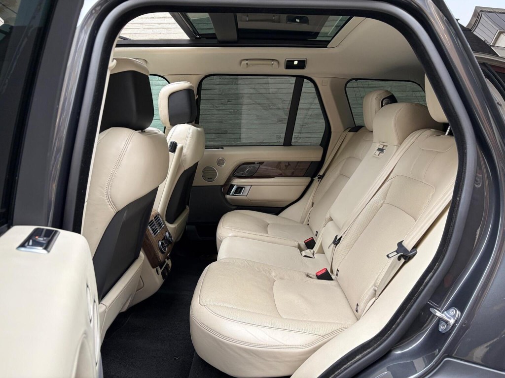 LAND ROVER RANGE ROVER