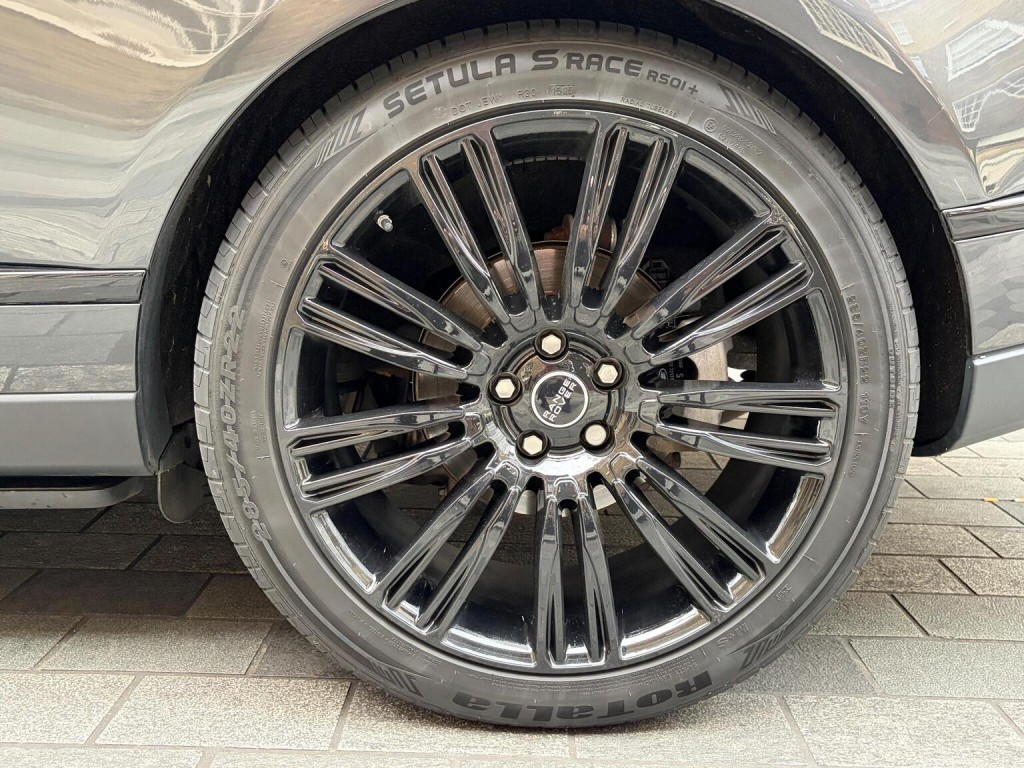 LAND ROVER RANGE ROVER