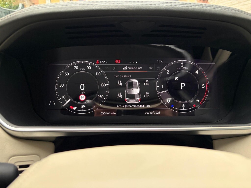 LAND ROVER RANGE ROVER