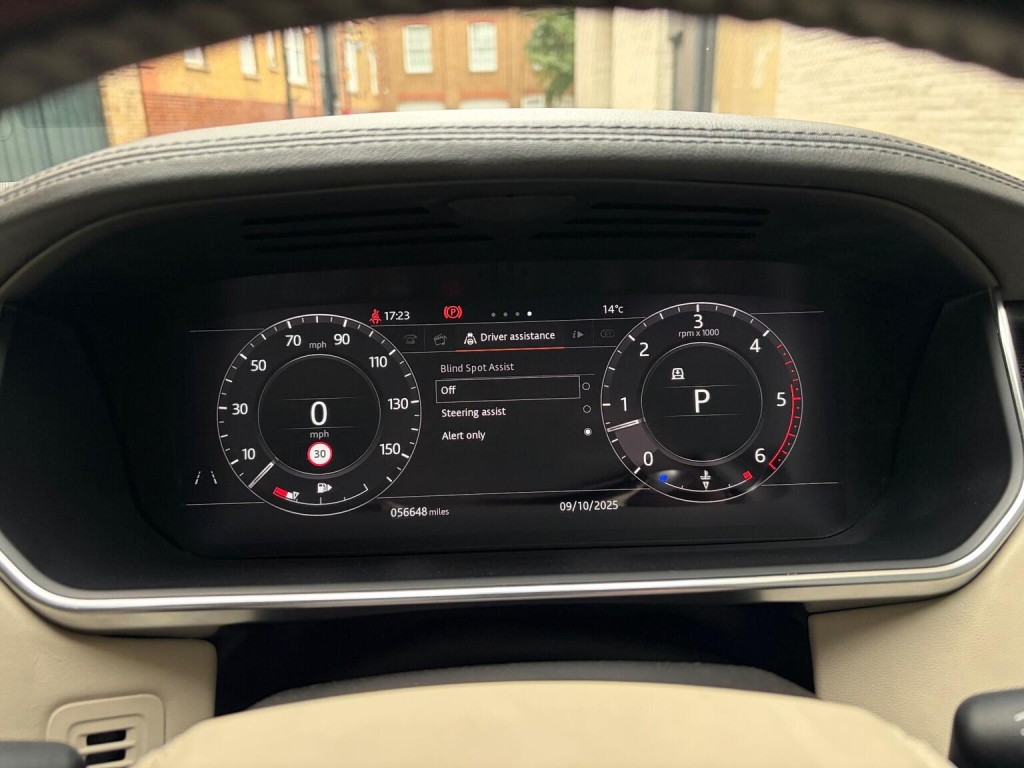 LAND ROVER RANGE ROVER