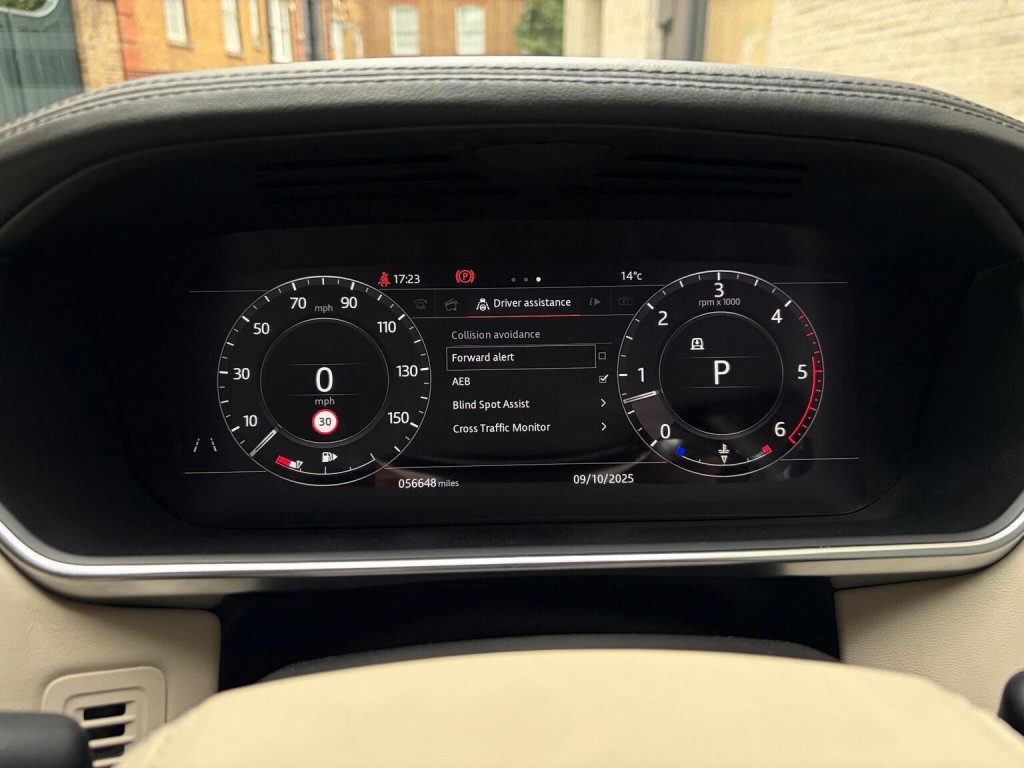 LAND ROVER RANGE ROVER