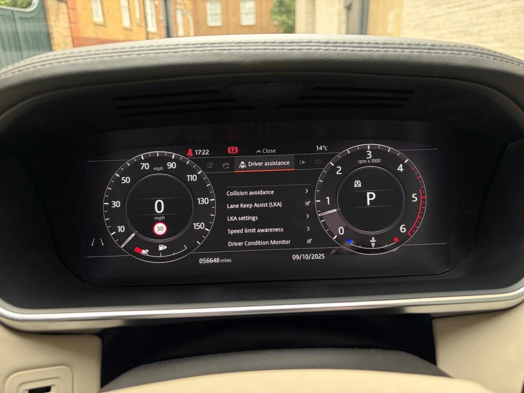 LAND ROVER RANGE ROVER