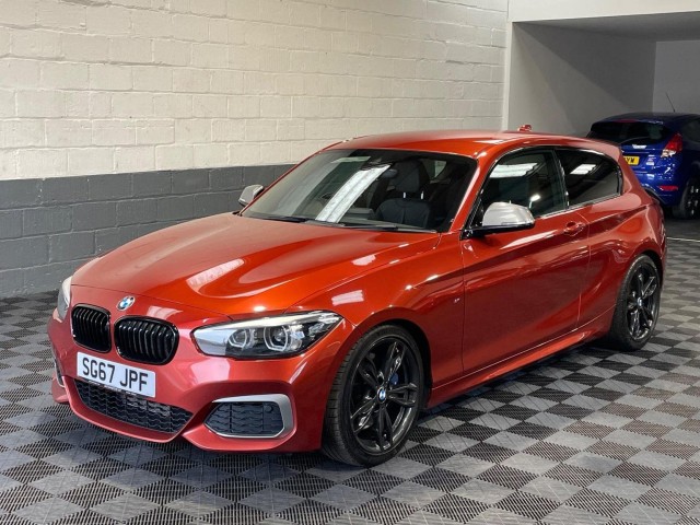 BMW 1 SERIES