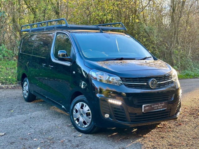 VAUXHALL VIVARO