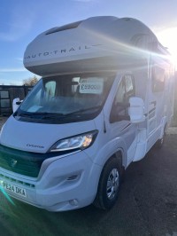 AUTO-TRAIL 