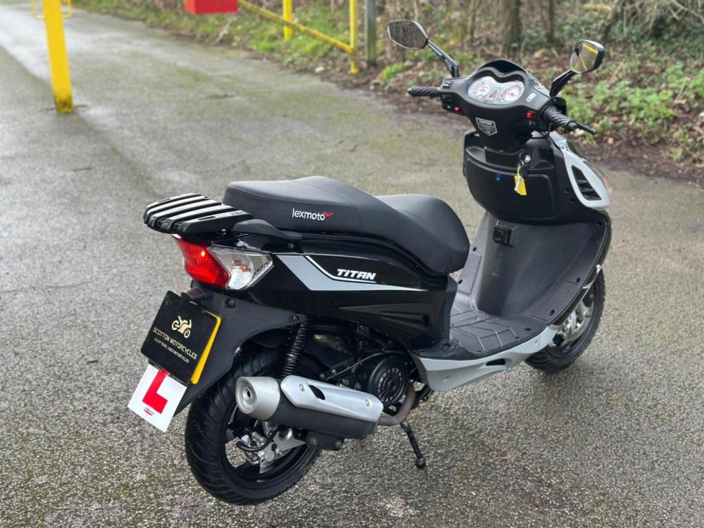 LEXMOTO TITAN 125