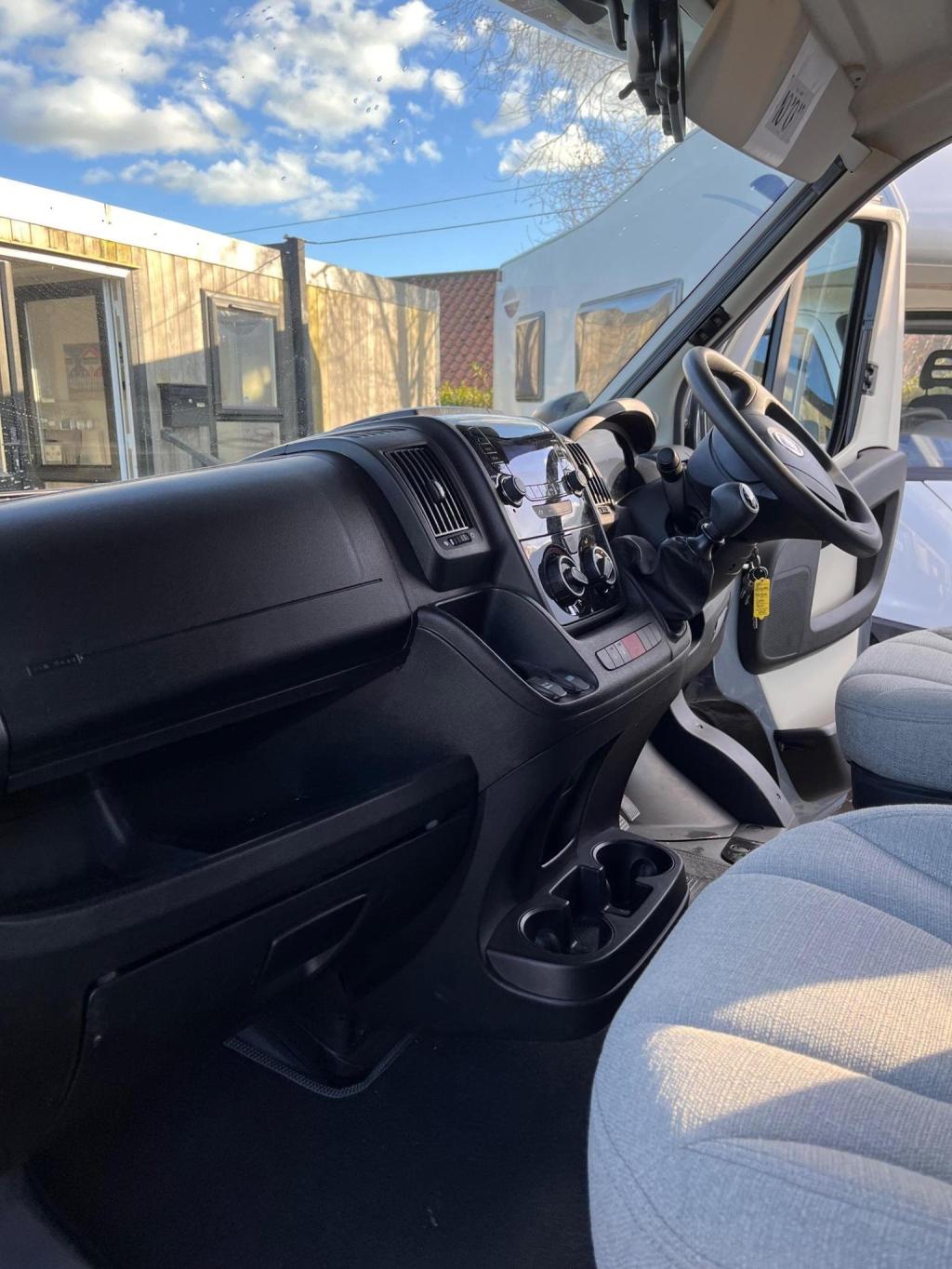 AUTO-TRAIL TRIBUTE 720