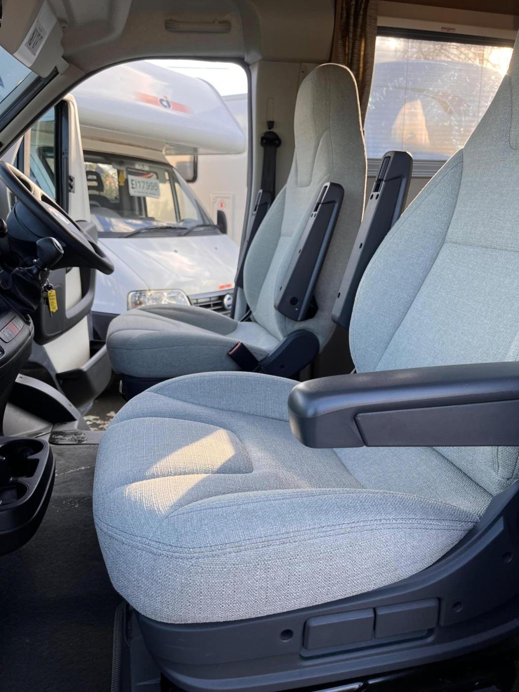 AUTO-TRAIL TRIBUTE 720