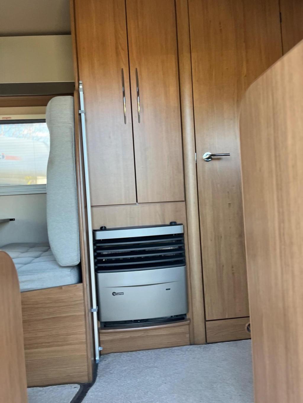 AUTO-TRAIL TRIBUTE 720