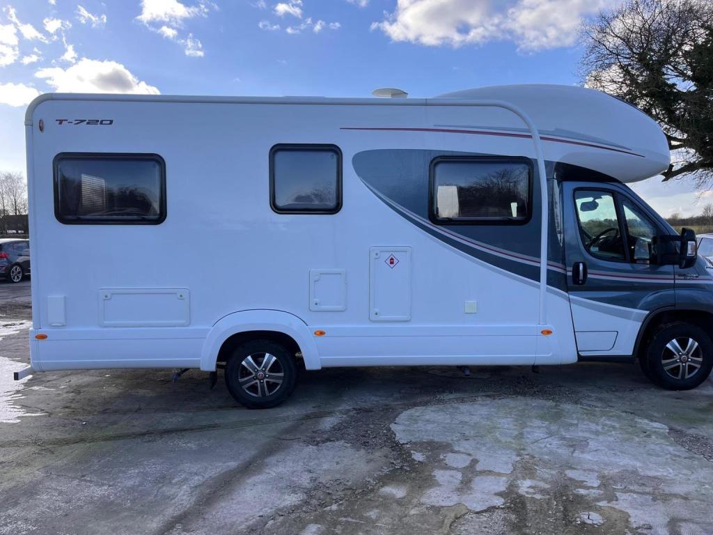 AUTO-TRAIL TRIBUTE 720