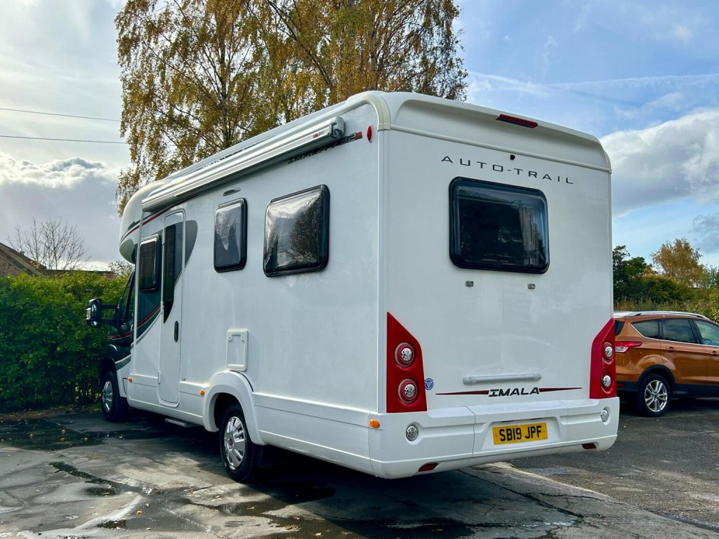 AUTO-TRAIL IMALA 732