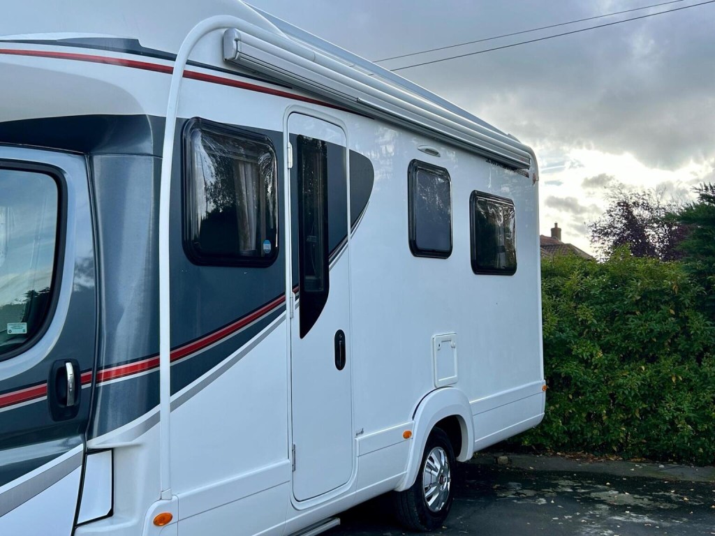 AUTO-TRAIL IMALA 732