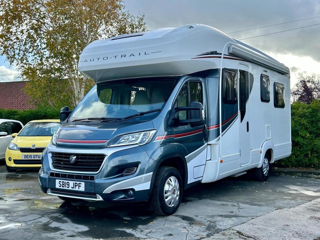 AUTO-TRAIL IMALA 732