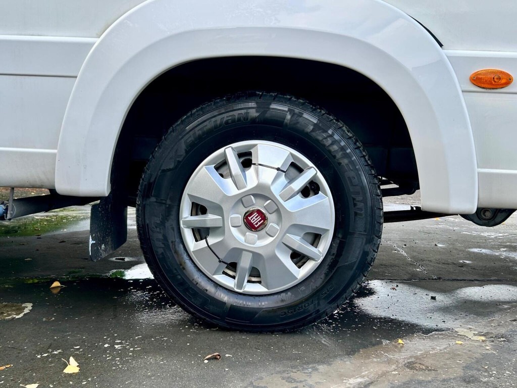 AUTO-TRAIL IMALA 732