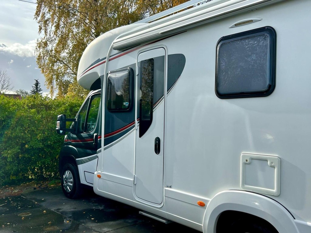 AUTO-TRAIL IMALA 732