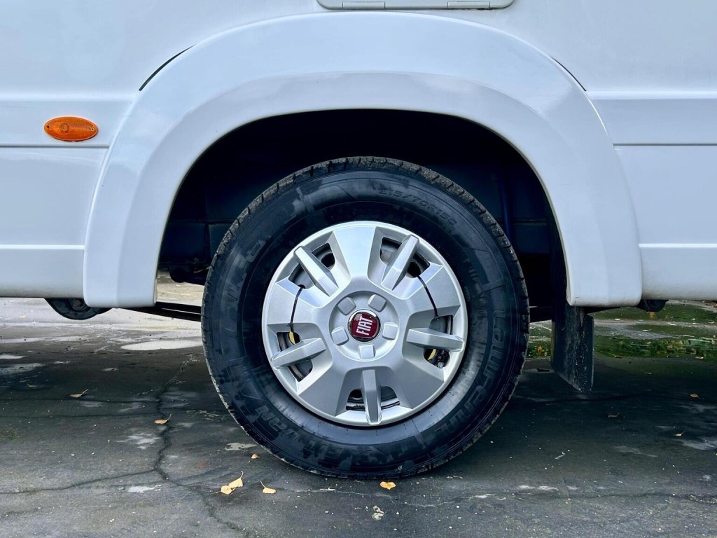 AUTO-TRAIL IMALA 732