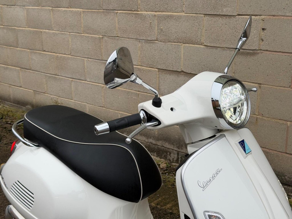 PIAGGIO Vespa