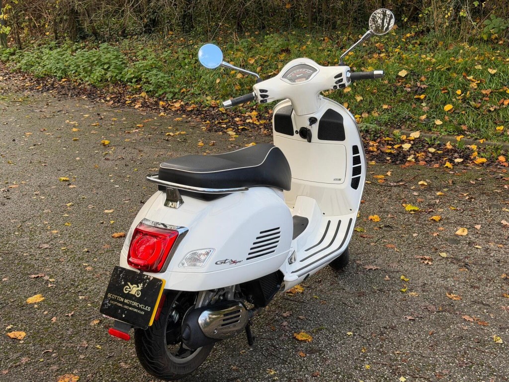 PIAGGIO Vespa