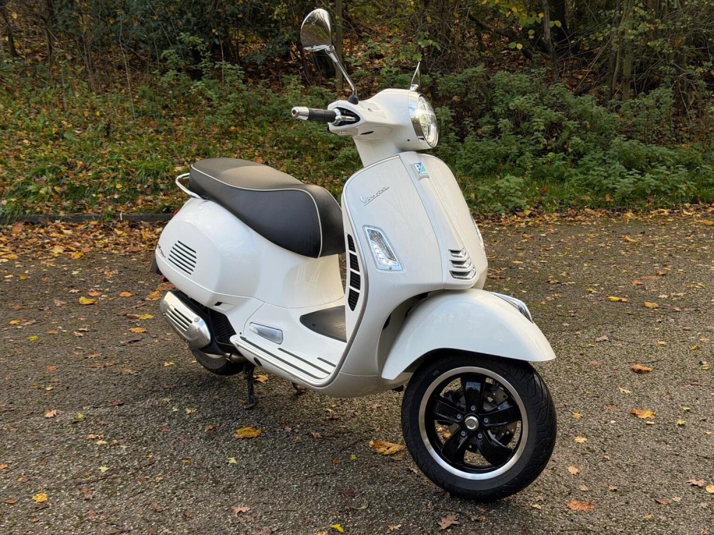 PIAGGIO Vespa