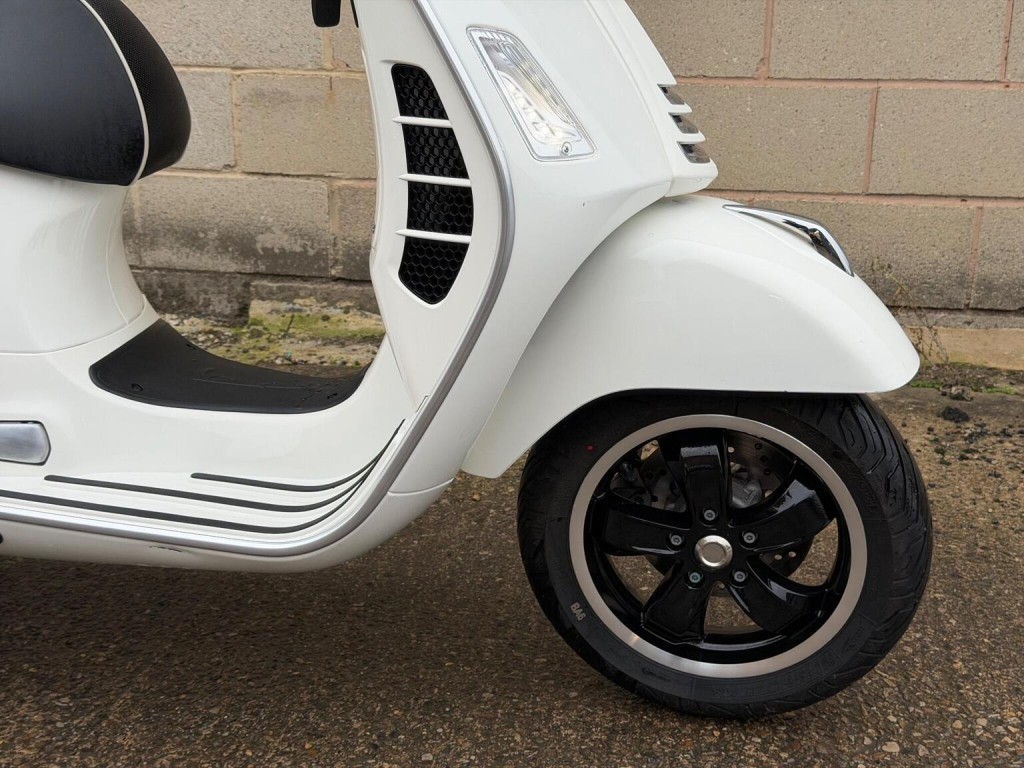 PIAGGIO Vespa