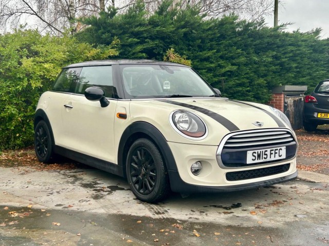 MINI HATCH