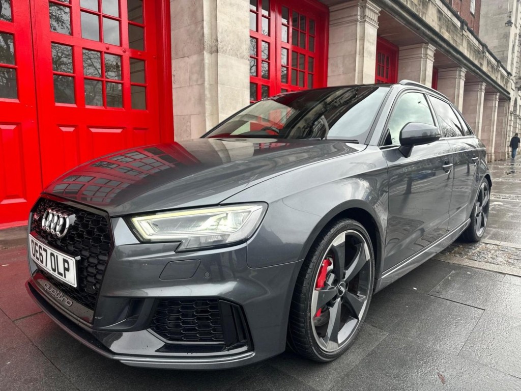 AUDI RS3