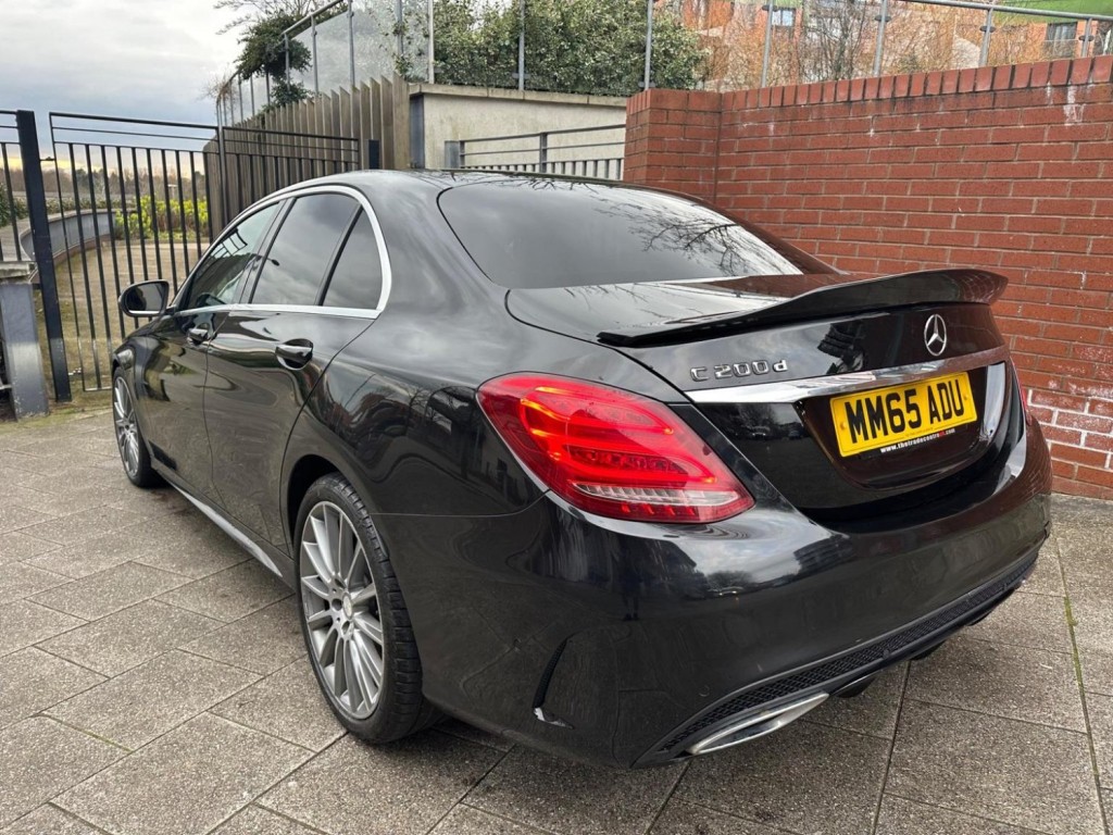 MERCEDES-BENZ C CLASS