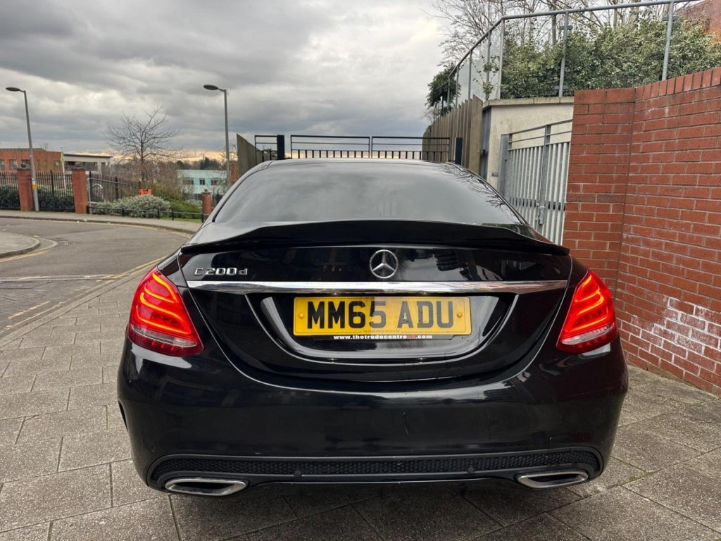 MERCEDES-BENZ C CLASS