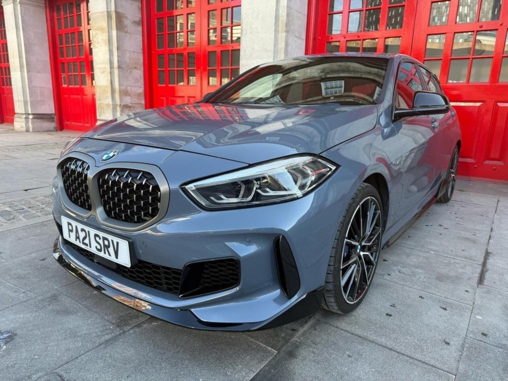 BMW 1 SERIES