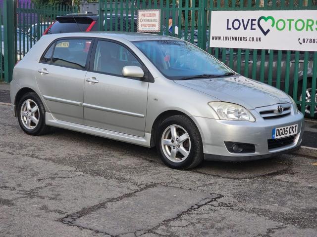 TOYOTA COROLLA 1.6 VVT-i Colour Collection 5dr