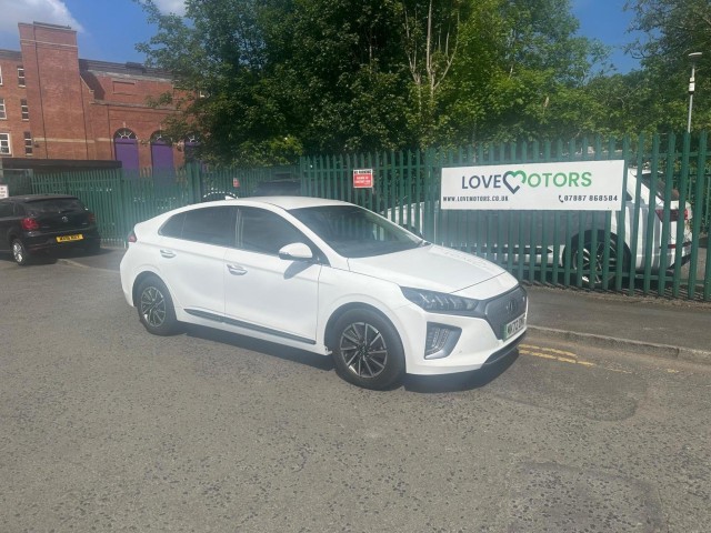 HYUNDAI IONIQ 38.3kWh Premium SE Auto 5dr