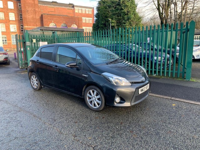 TOYOTA YARIS 1.5 VVT-h T4 CVT Euro 5 5dr