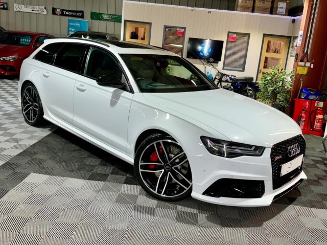 AUDI RS6