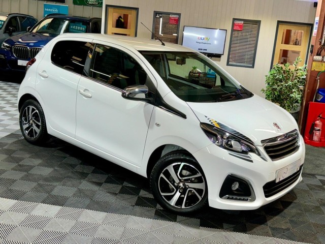 PEUGEOT 108